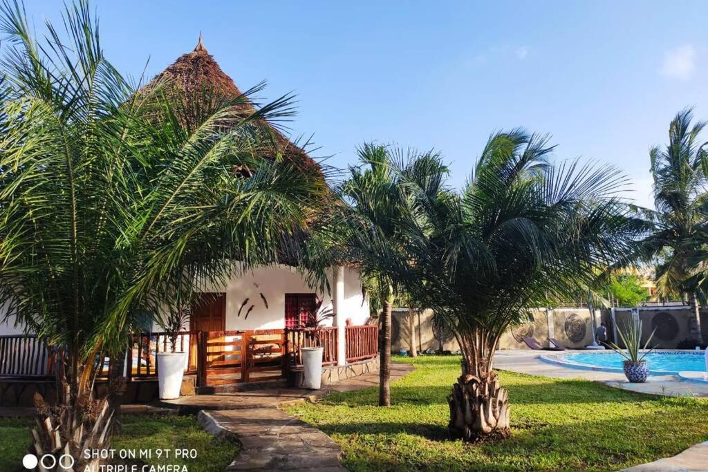 Suitetrails - Dadida‘s Pool Cottage