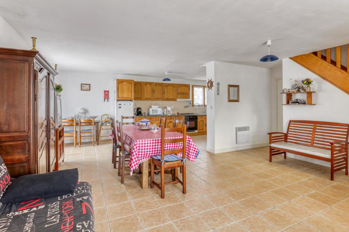 Charmante Maison en Campagne pres de Nevez avec Jardin Cloture - Housity