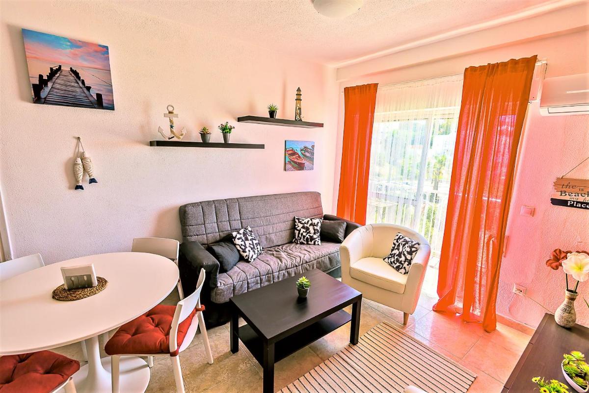 En Playa Apartamento con Balcón, Wifi - Housity