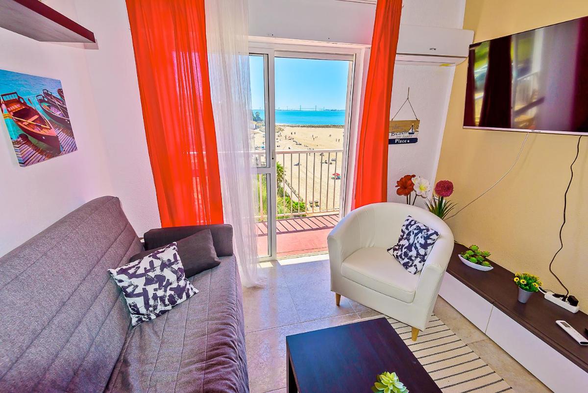 En Playa Apartamento con Balcón, Wifi - Housity