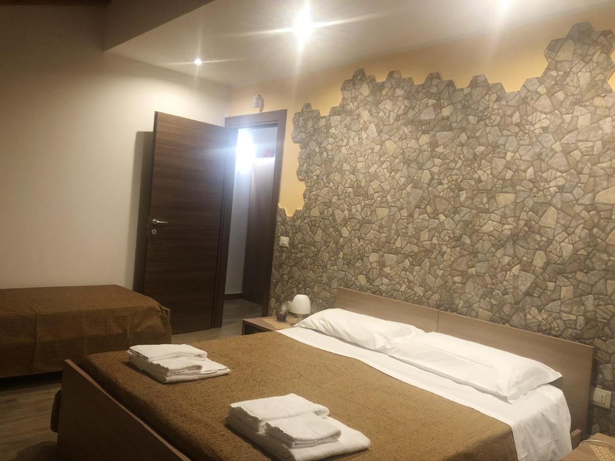 2 bedrooms appartement with enclosed garden and wifi at Zafferana Etnea - Housity