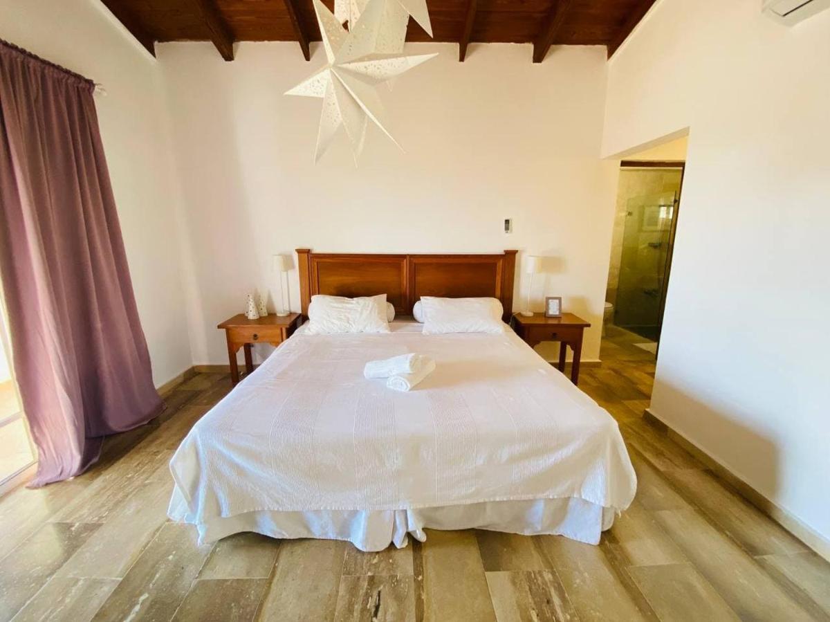 2 Rooms, 4 Beds, Pool, 5min Beach White Sand - Housity
