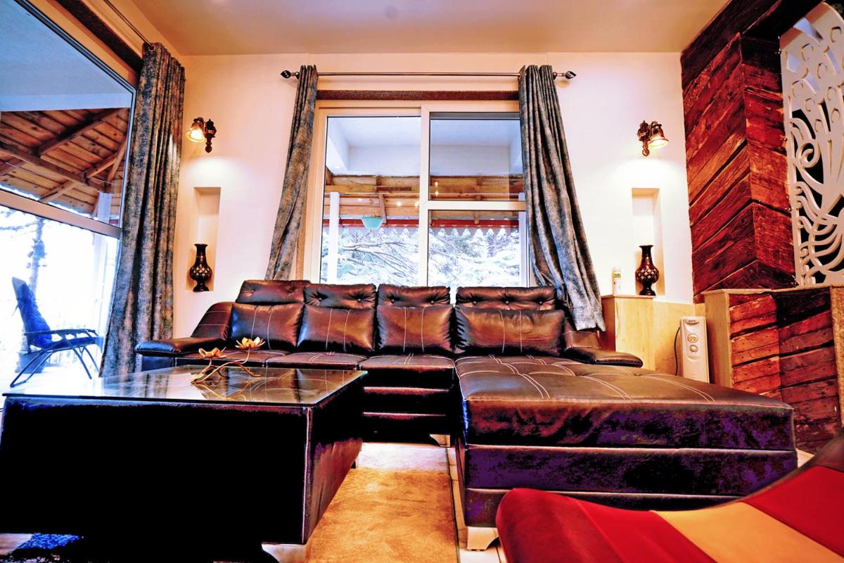 Vibhasa-Panchachuli Room in Solitude Retreat Your Ultimate Escape to Scenic Serenity - Housity