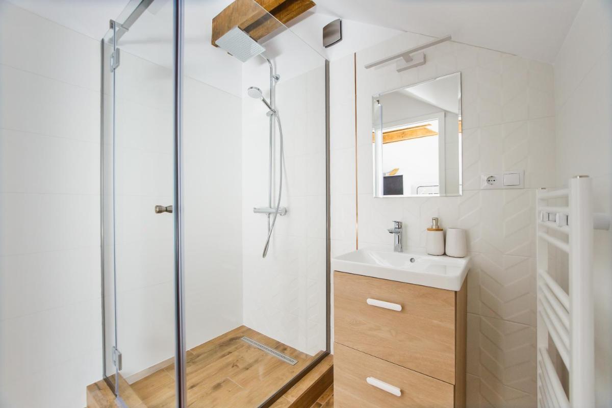 Rya Residence Oradea - Housity