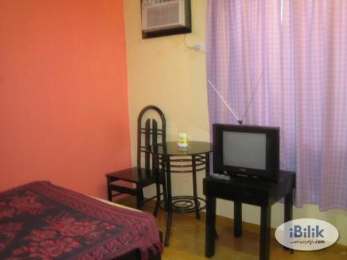 Belen Favila Transient rooms near Airport Terminal 3 - Hizvo