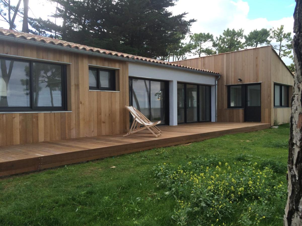 Villa Ile de Re avec acces mer du jardin - Housity