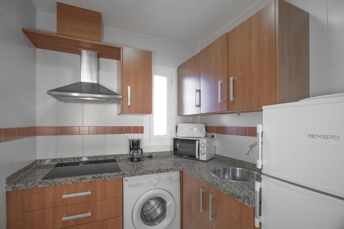 APARTAMENTOS MAR Y GOLF - Housity