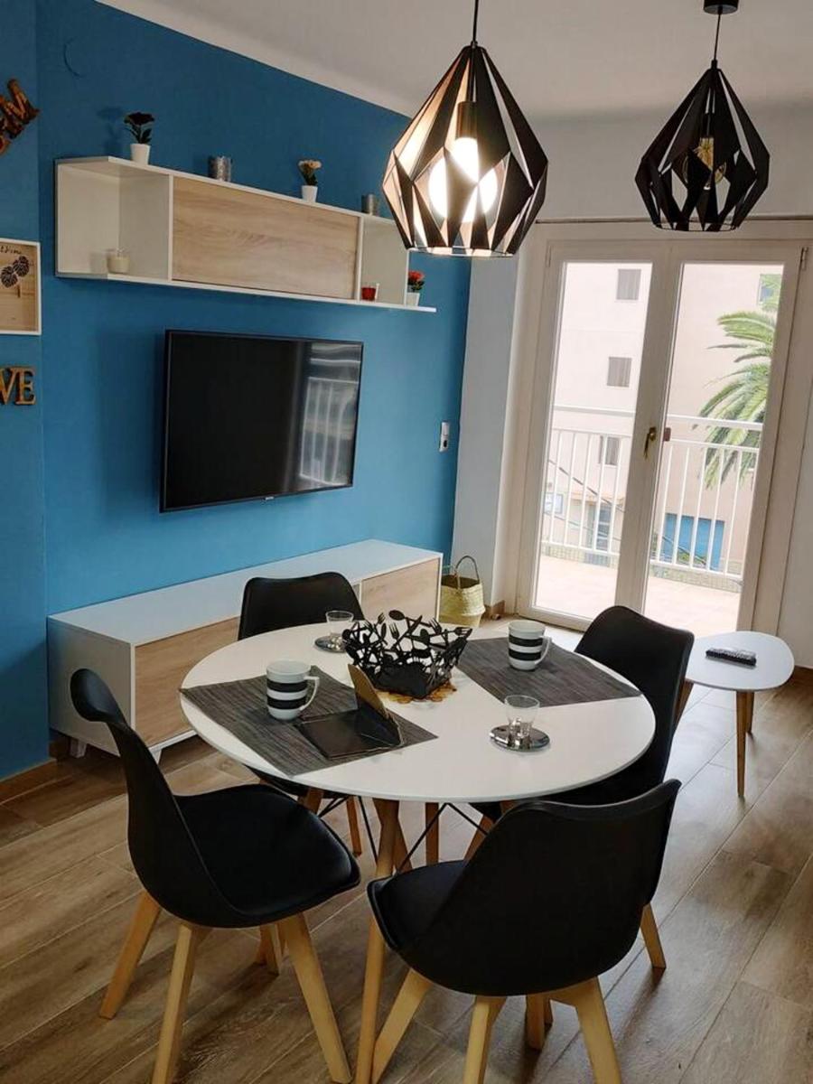 Modern apartment in Salou with shared pool 45 m² - Housity