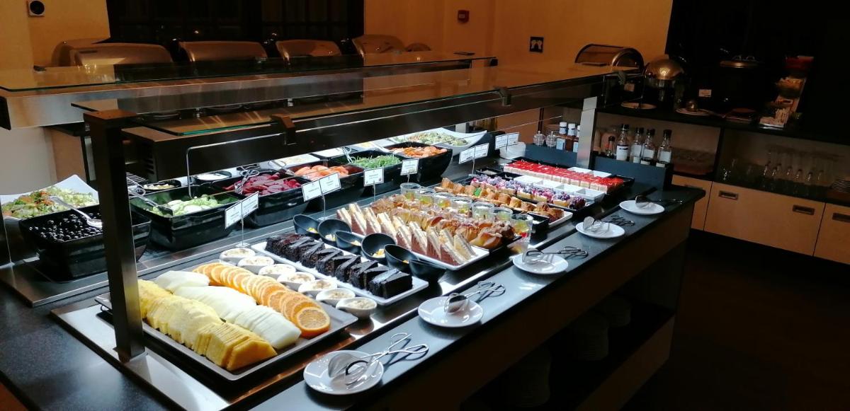 Refeições no aparthotel ou nas proximidades