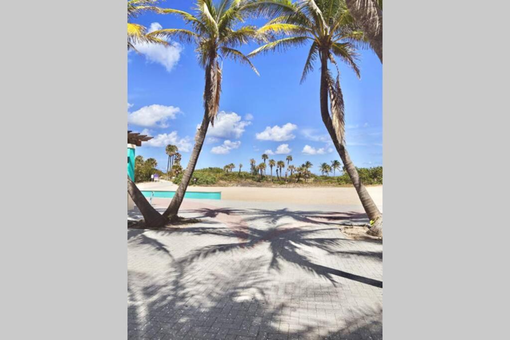 Serenity at Seascape: Steps to the beach & Shops - Housity