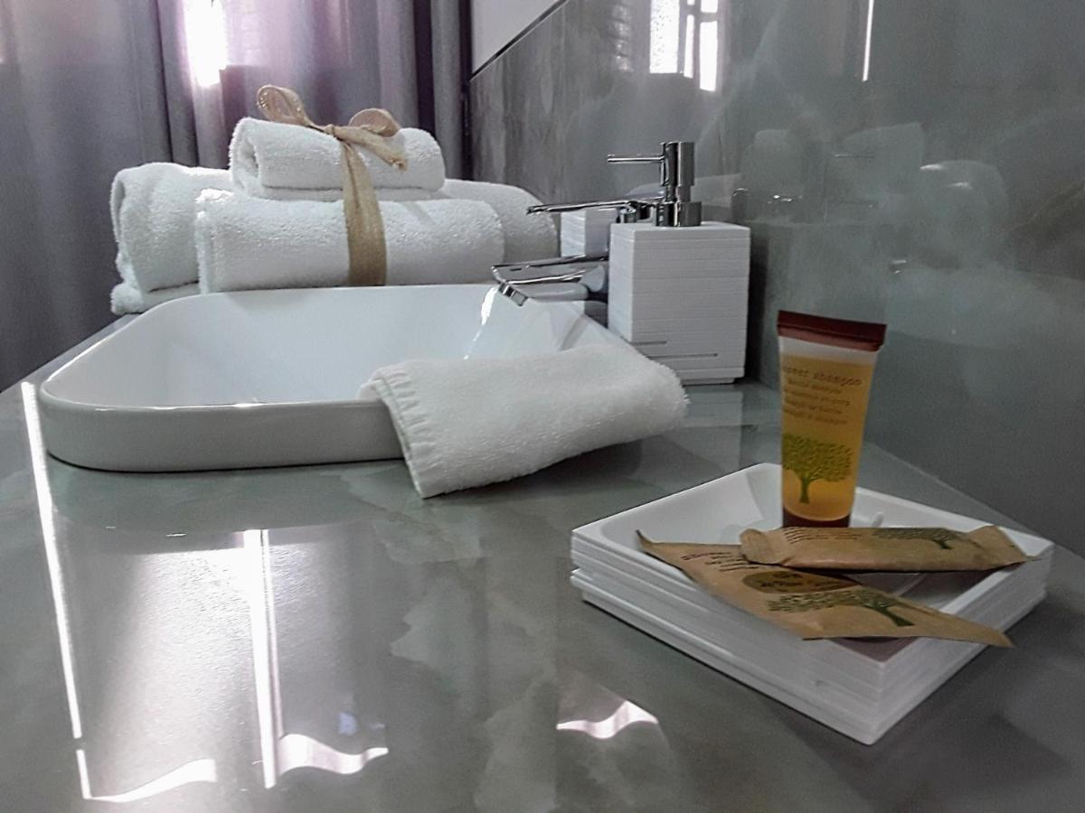 Suitetrails - B&B LA ROSA GIALLA
