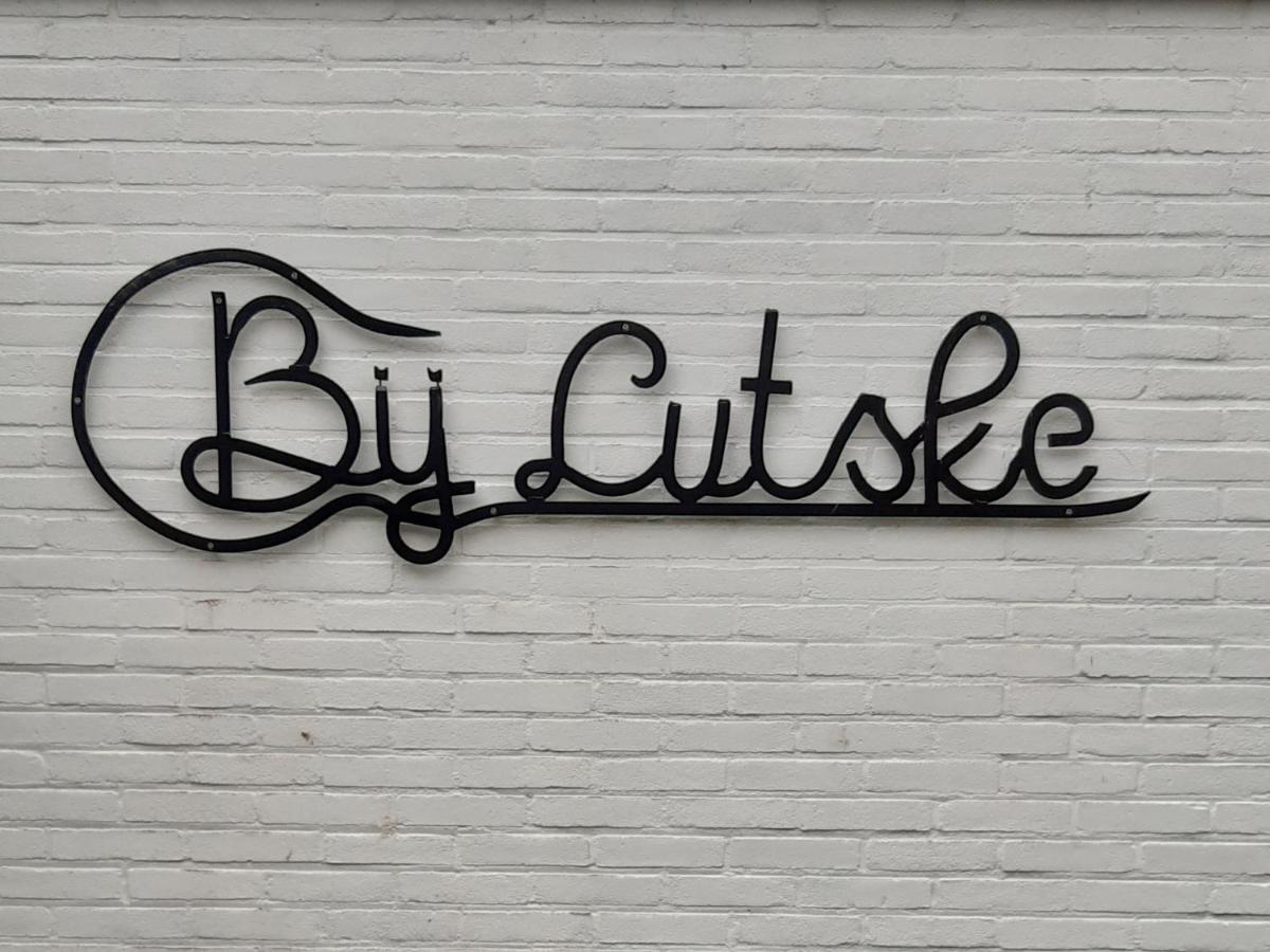 Bij Lutske - Housity