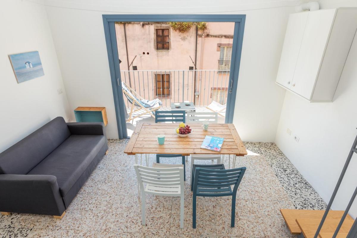 Charming Tower House in the historic center - Housity
