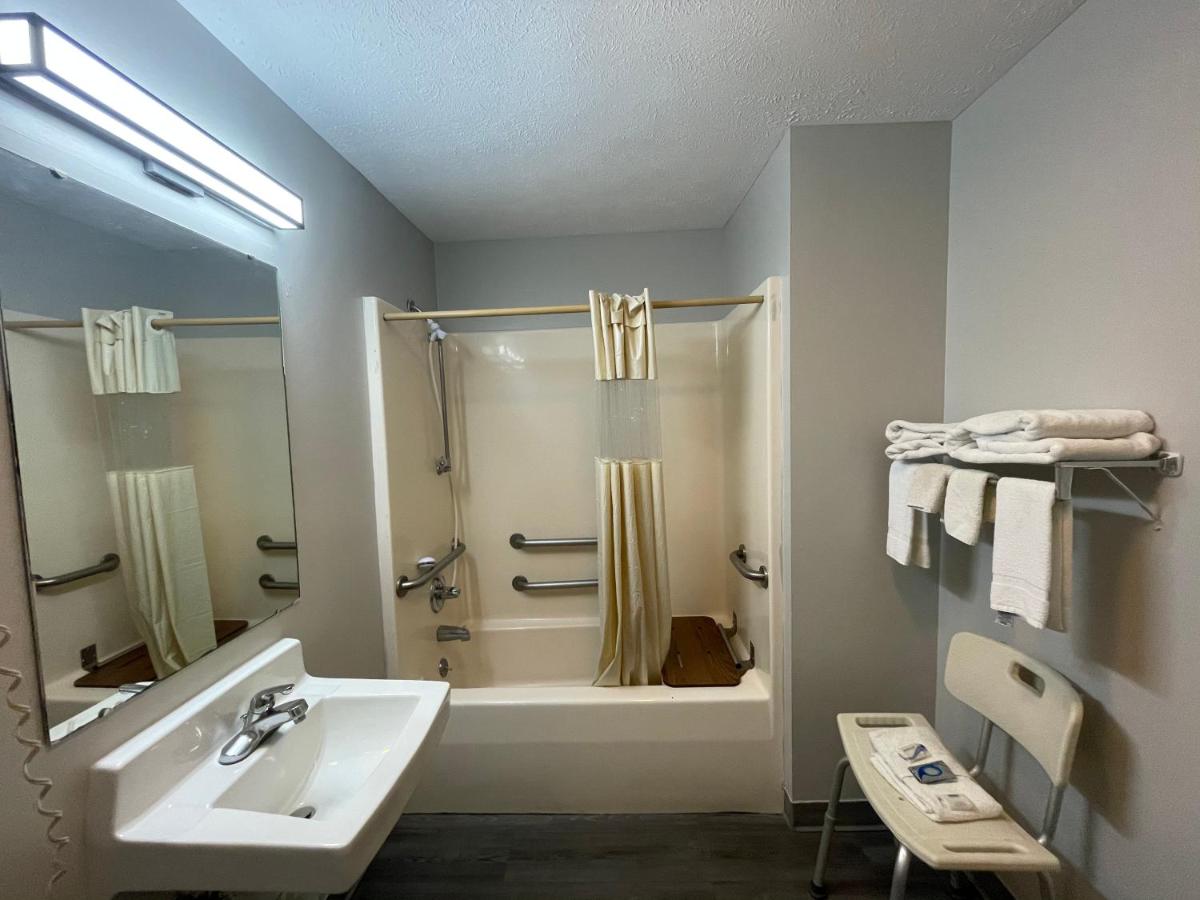 Embassy Inn - Hohenwald - Housity