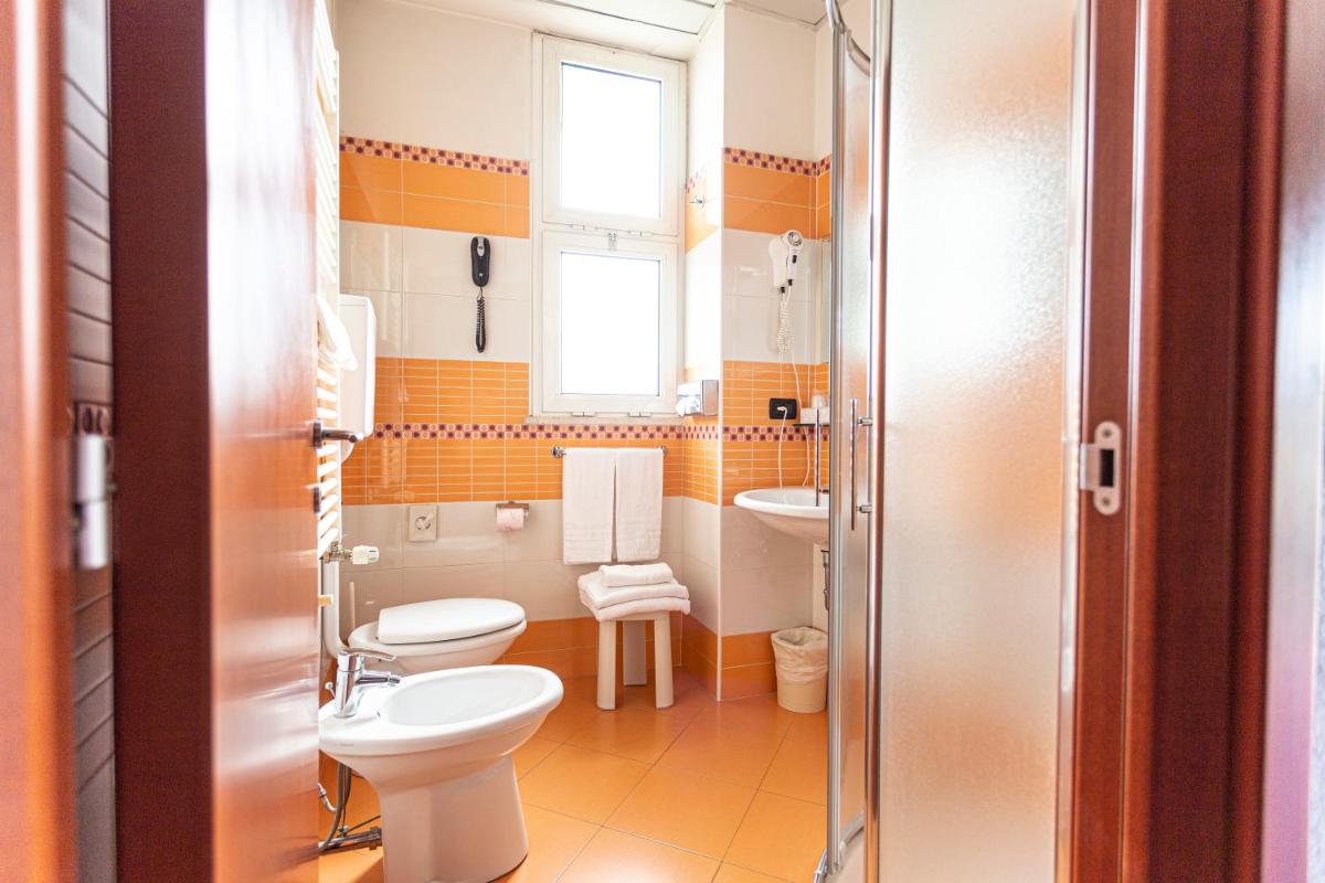 Residence & Suites - Housity