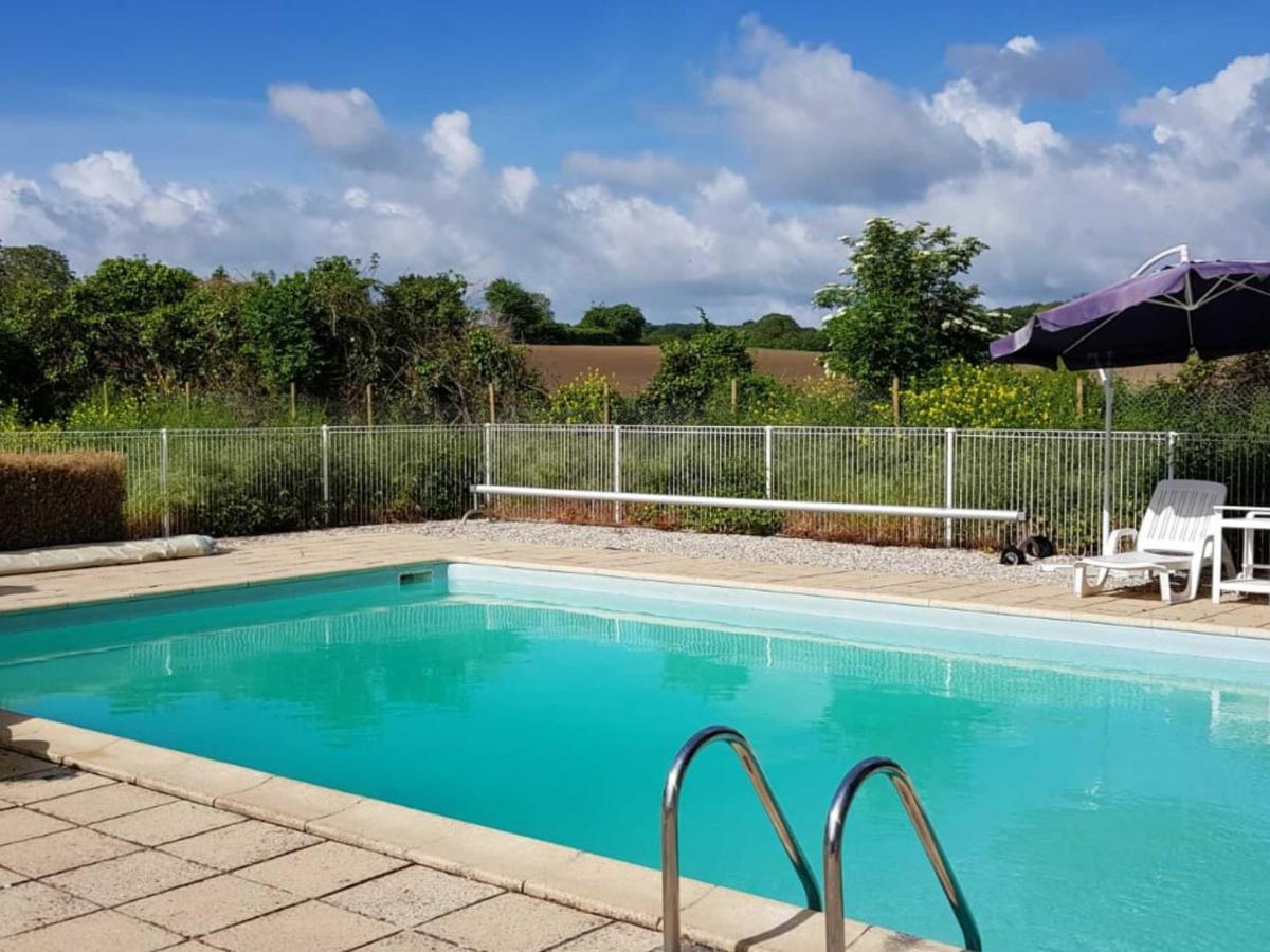 Gîte Ligré, 8 pièces, 15 personnes - FR-1-381-129 - Housity