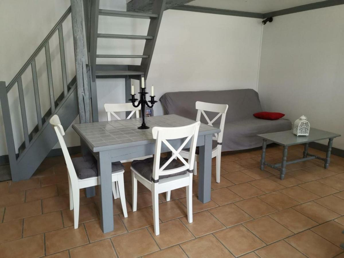 Gîte Saint-Lubin-en-Vergonnois, 2 pièces, 3 personnes - FR-1-491-199 - Housity