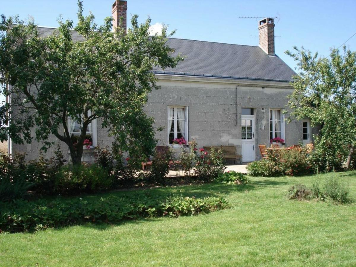 Gîte Prunay-Cassereau, 3 pièces, 4 personnes - FR-1-491-178 - Housity