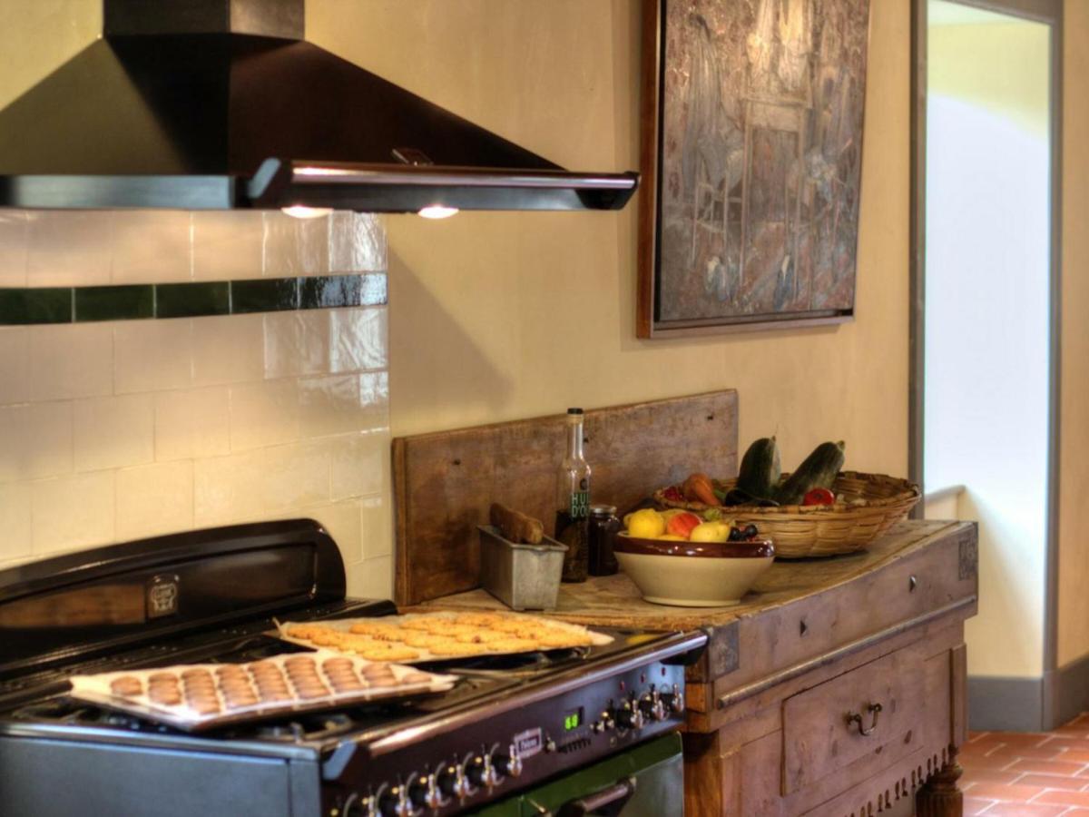 Suitetrails - Gîte Saint-Just-la-Pendue, 5 pièces, 8 personnes - FR-1-496-50