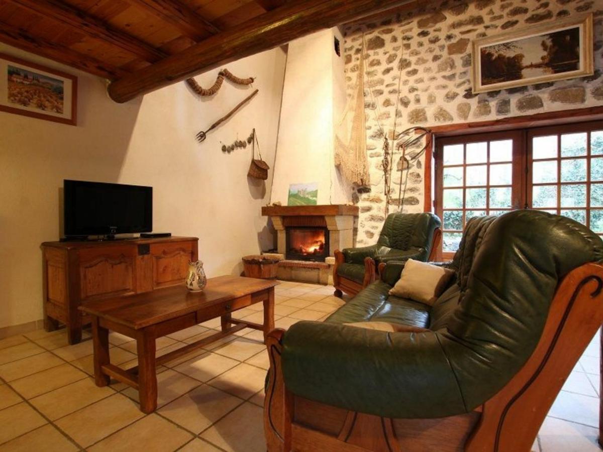 Gîte Saint-Julien-des-Chazes, 4 pièces, 8 personnes - FR-1-582-25 - Housity