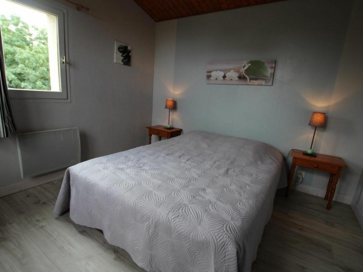 Gîte Saint-Aubin-la-Plaine, 3 pièces, 4 personnes - FR-1-426-225 - Housity
