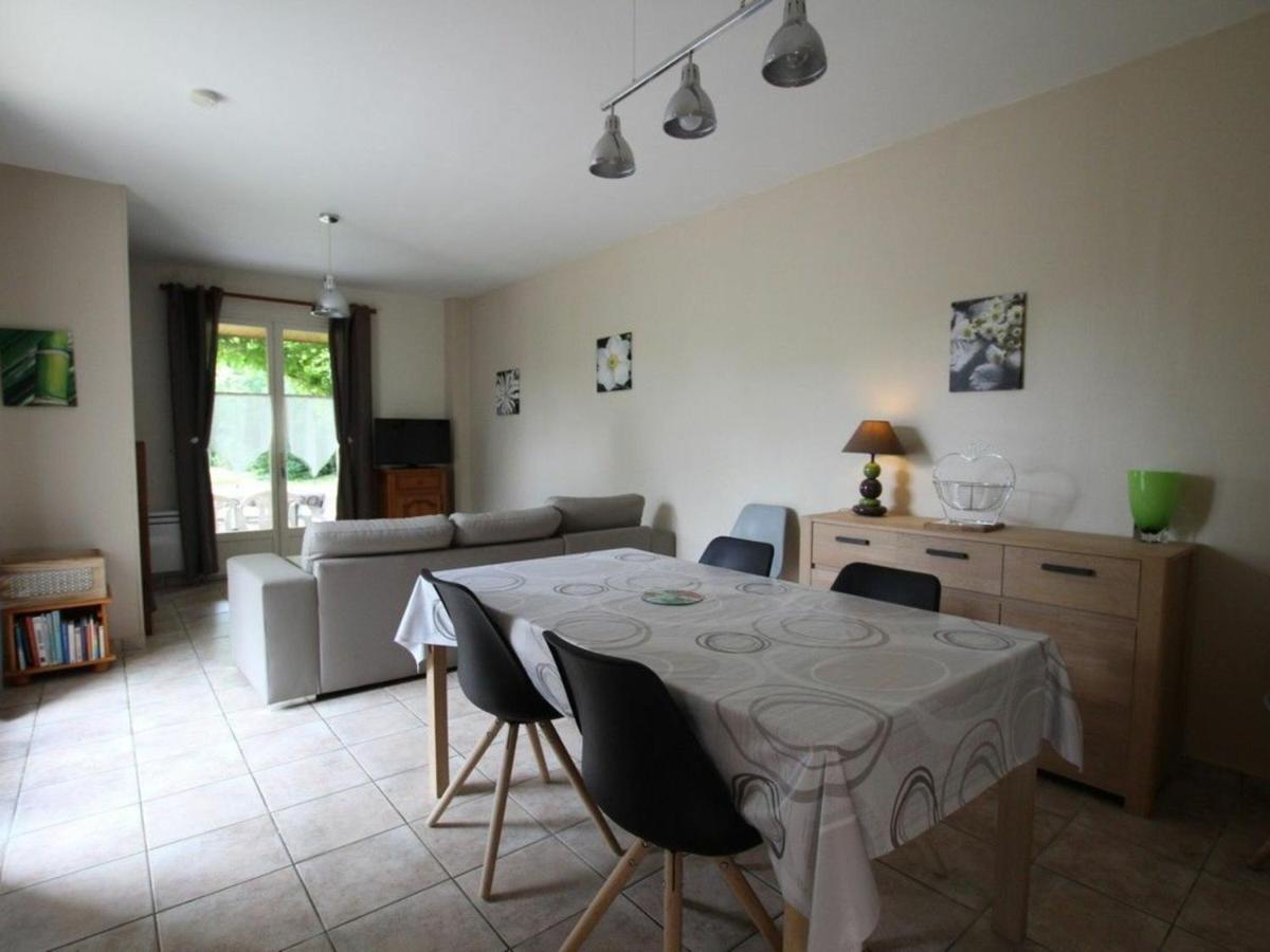 Gîte Saint-Aubin-la-Plaine, 3 pièces, 4 personnes - FR-1-426-225 - Housity