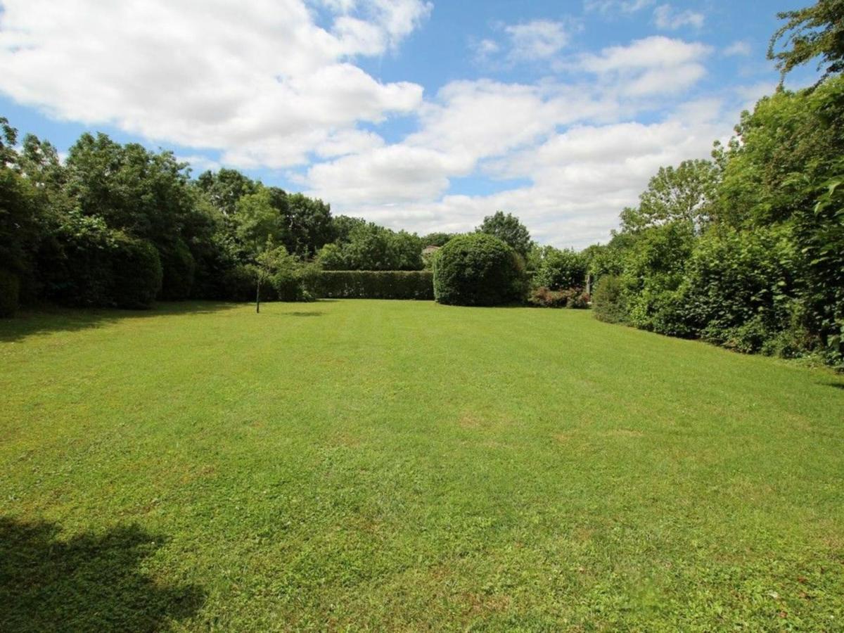Gîte Saint-Aubin-la-Plaine, 3 pièces, 4 personnes - FR-1-426-247 - Housity