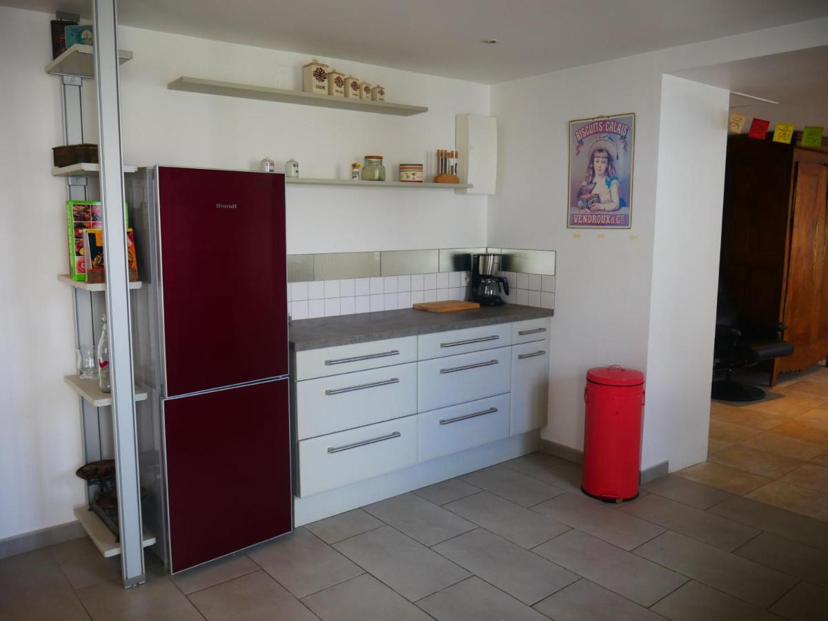 Gîte Bazoches-les-Gallerandes, 3 pièces, 4 personnes - FR-1-590-224 - Housity