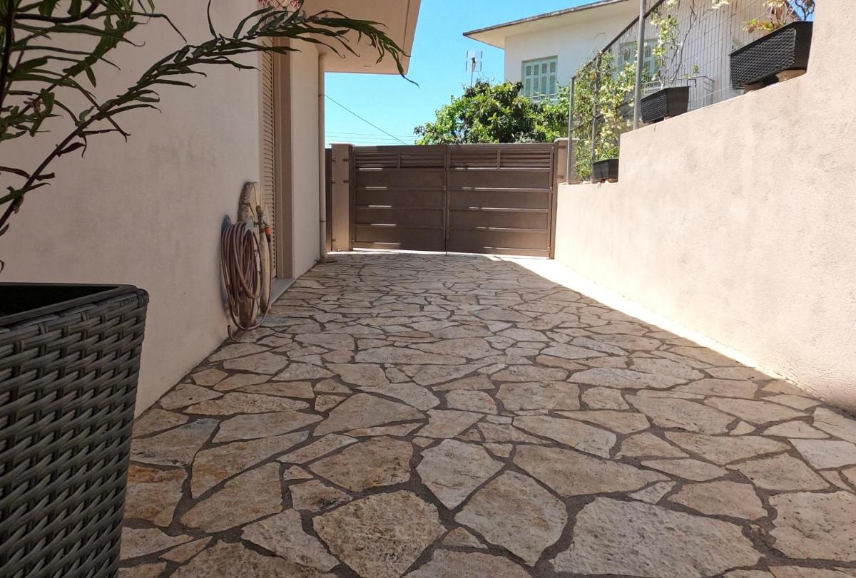 Gianna's Villa Gialova - Housity