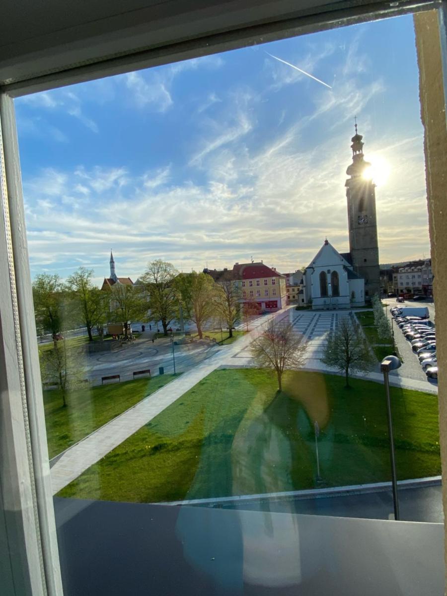 Apartmán na náměstí - Housity