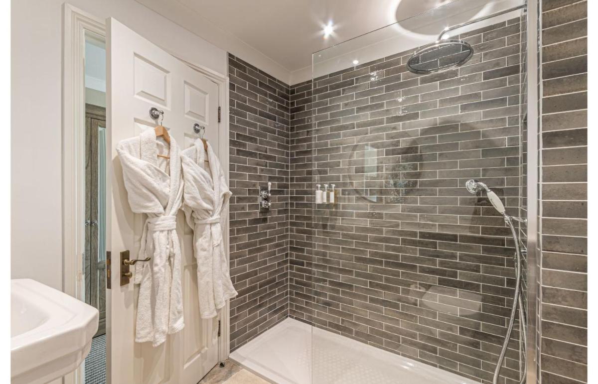 Harbour Hotel Chichester - Housity