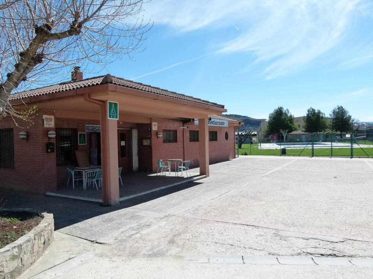Bungalow & Camping Fuente De Regrustan - Housity