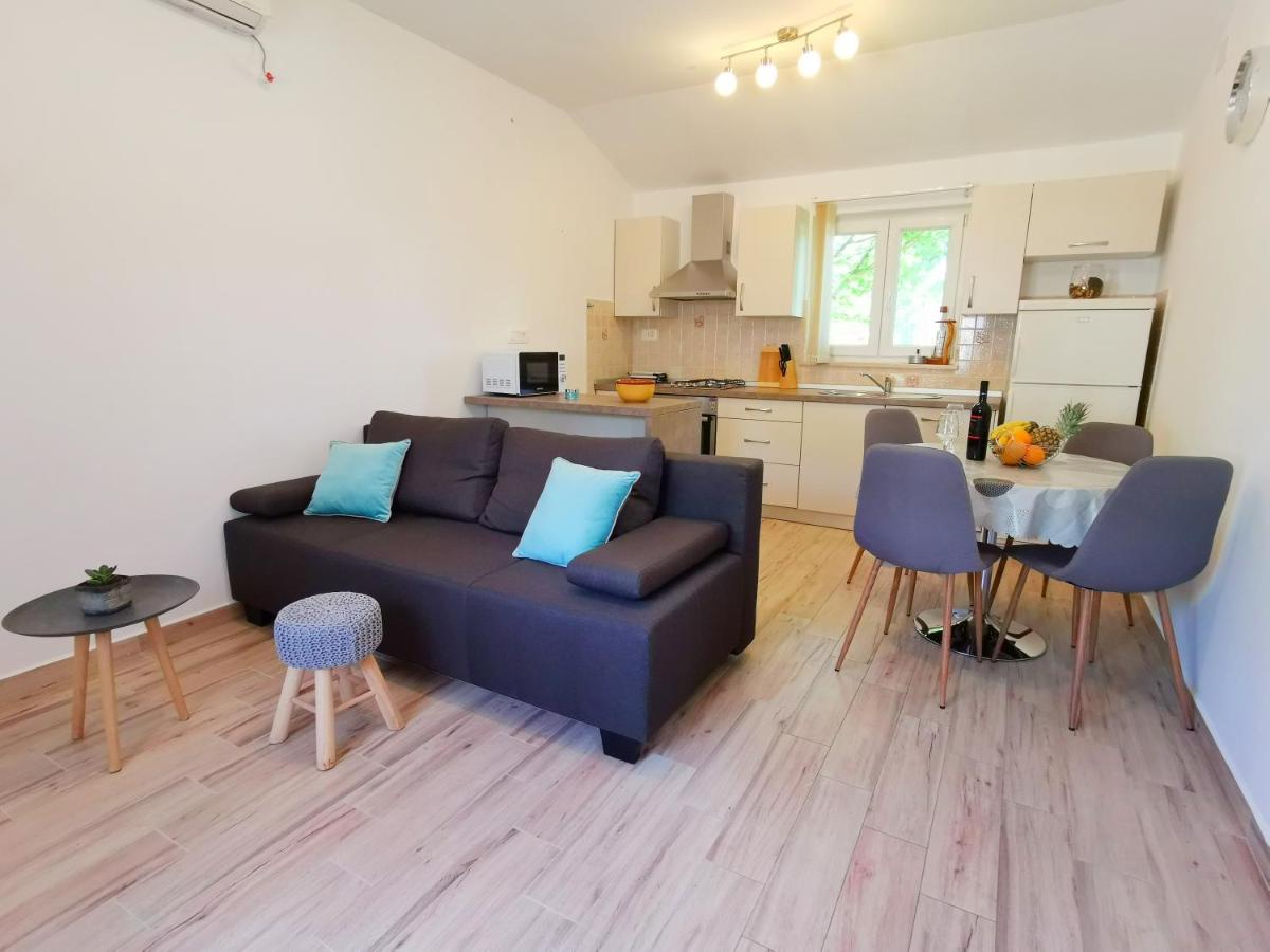 Holiday House Nela - Housity
