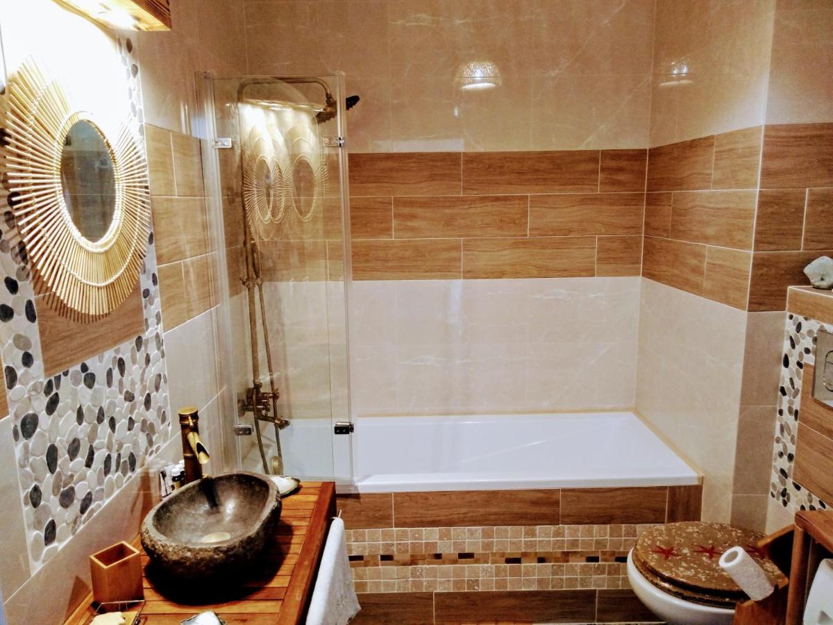 ZATOKA ZEN PUCK - Housity
