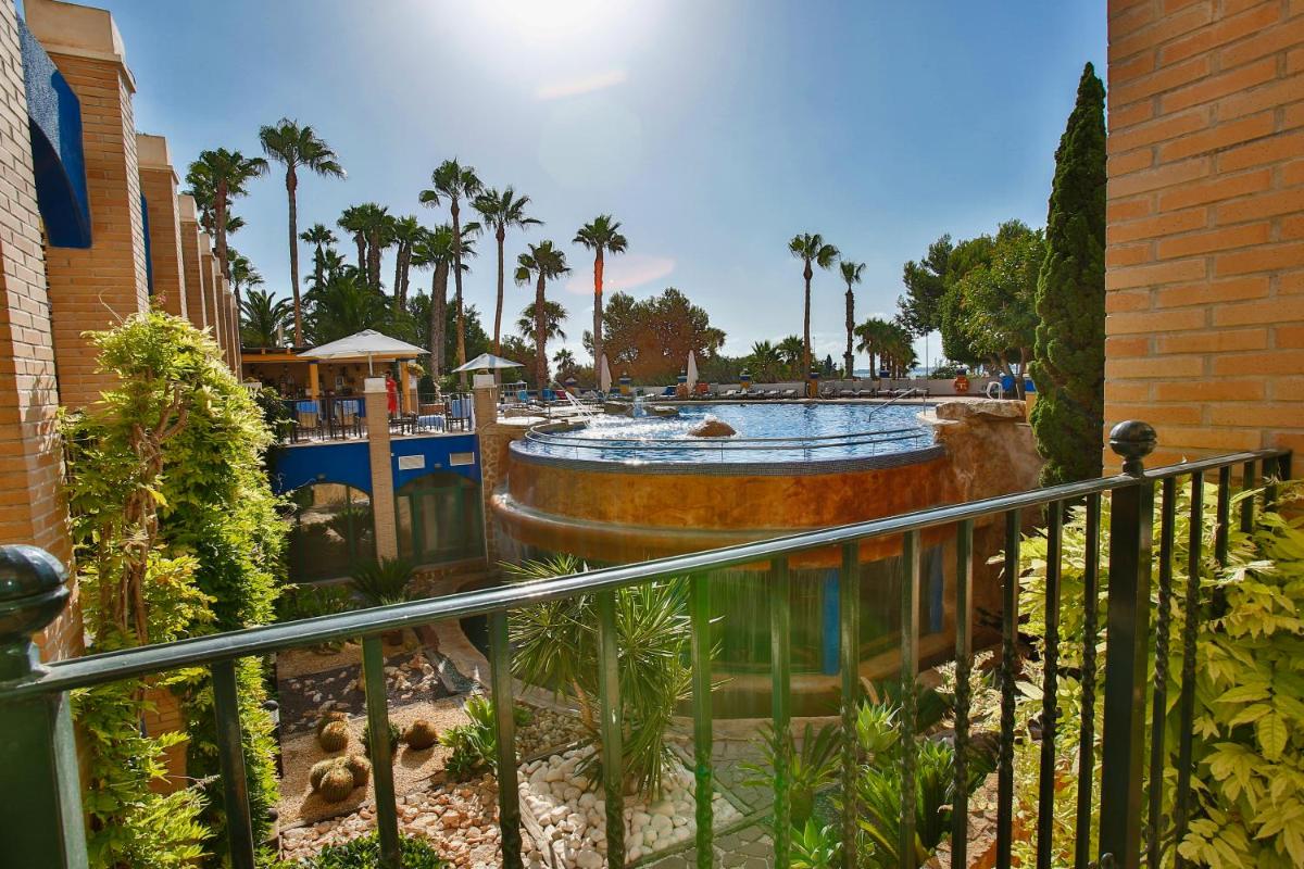 Piscina en o cerca de Hotel La Laguna Spa & Golf