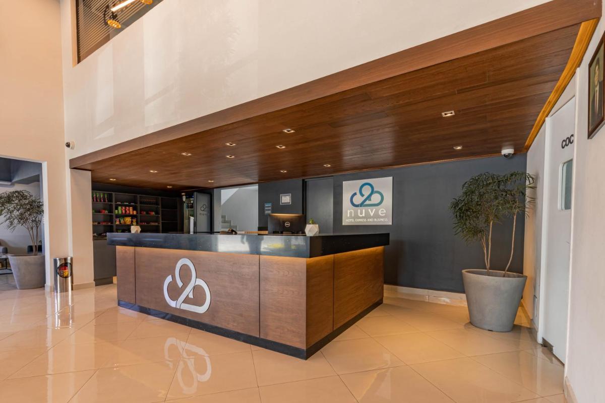 Hotel Nuve Gomez Palacio - Housity