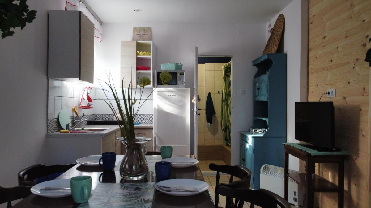 BORÓWNO WIELKIE Skarszewy Domek letniskowy - apartamenty letniskowe - Housity