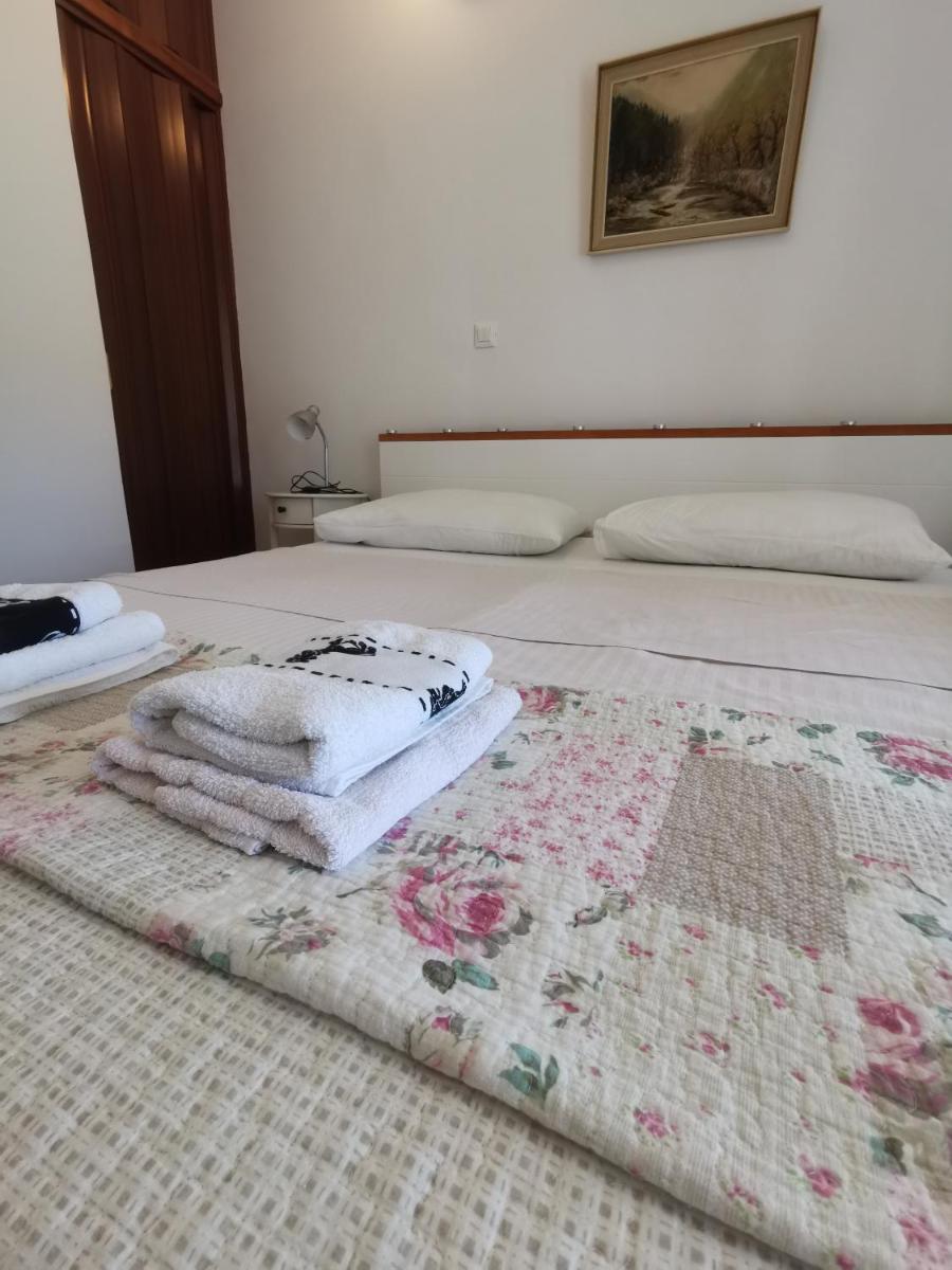 Apartments Divina - Housity