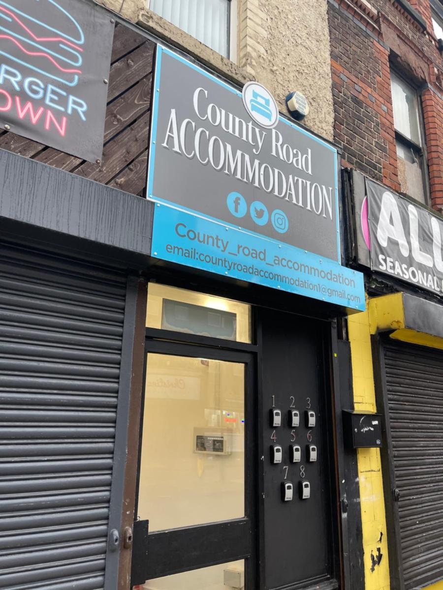County serviced accommodation - Housity