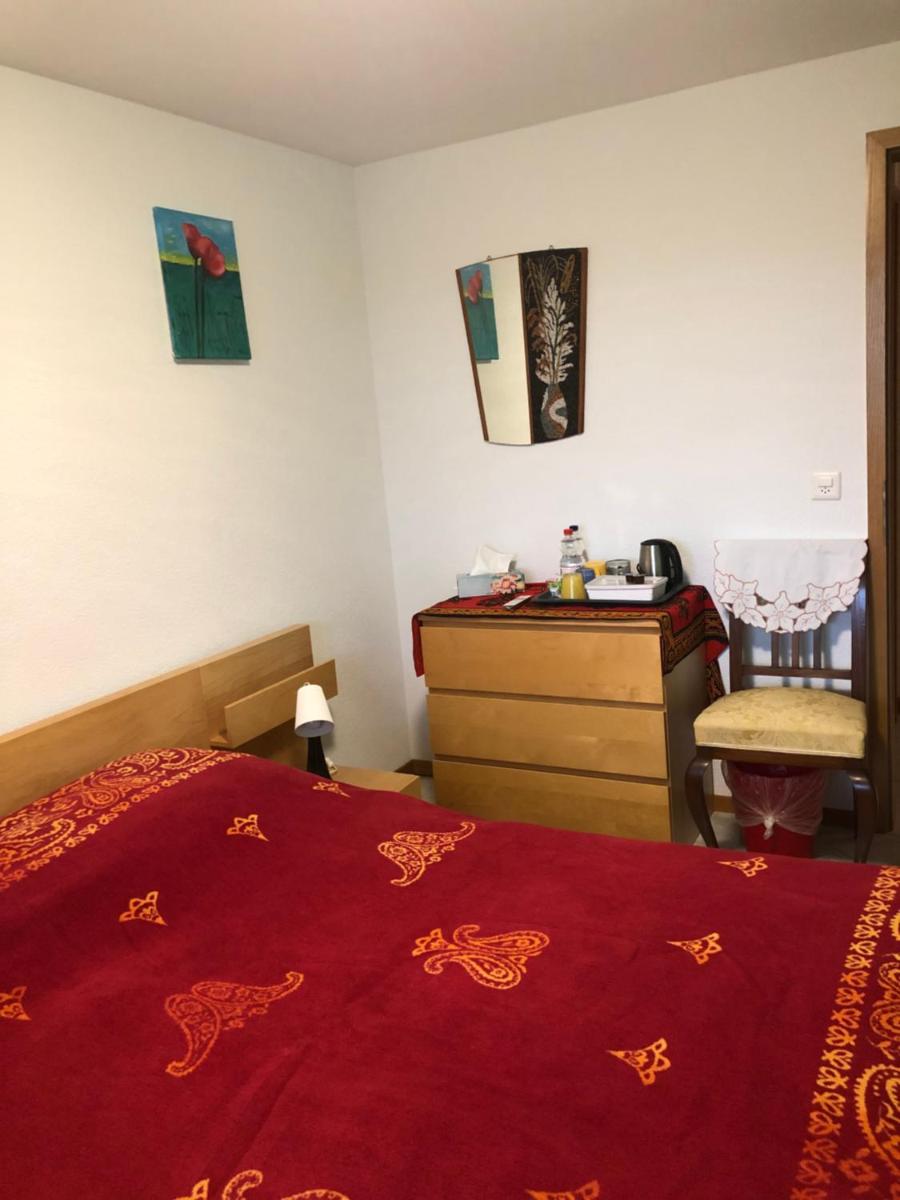 Mona's Sleep & Go - Housity