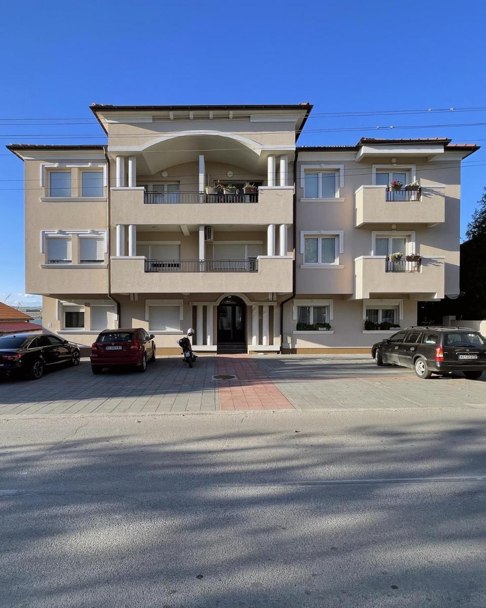 Danubiana Apartments - Housity