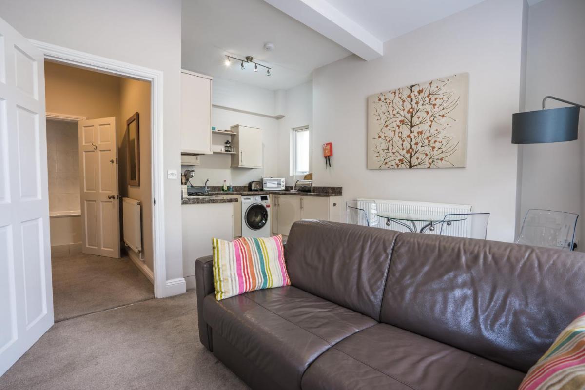 Astor House - Housity