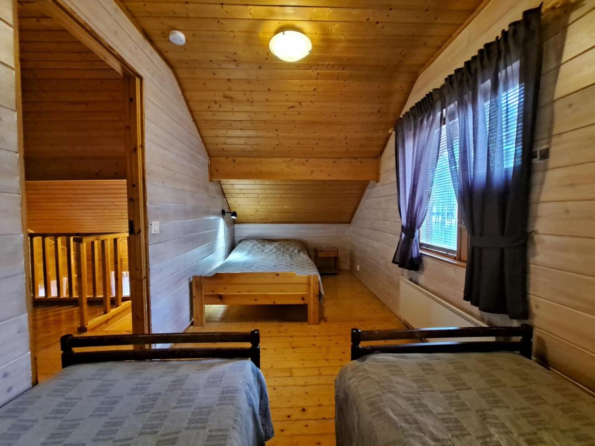 Pikkukoukku - Housity