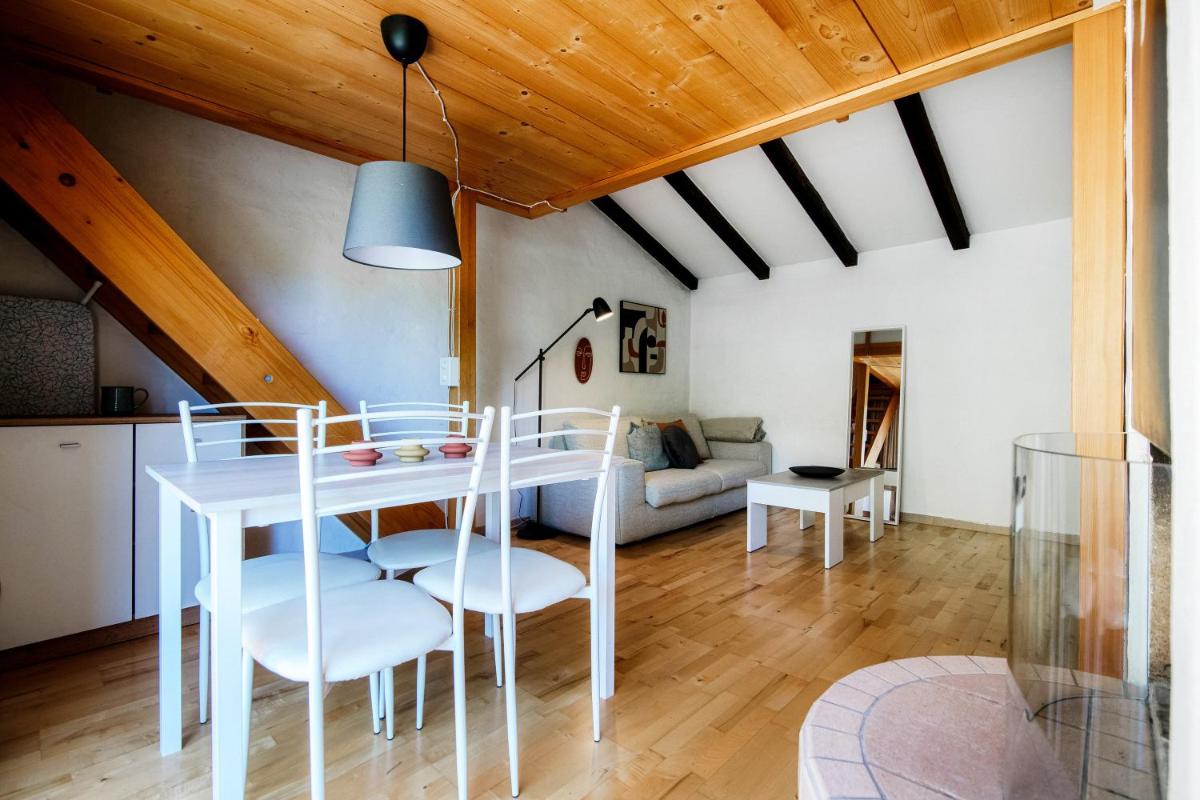 SUREGGIO VILLAGE - Housity