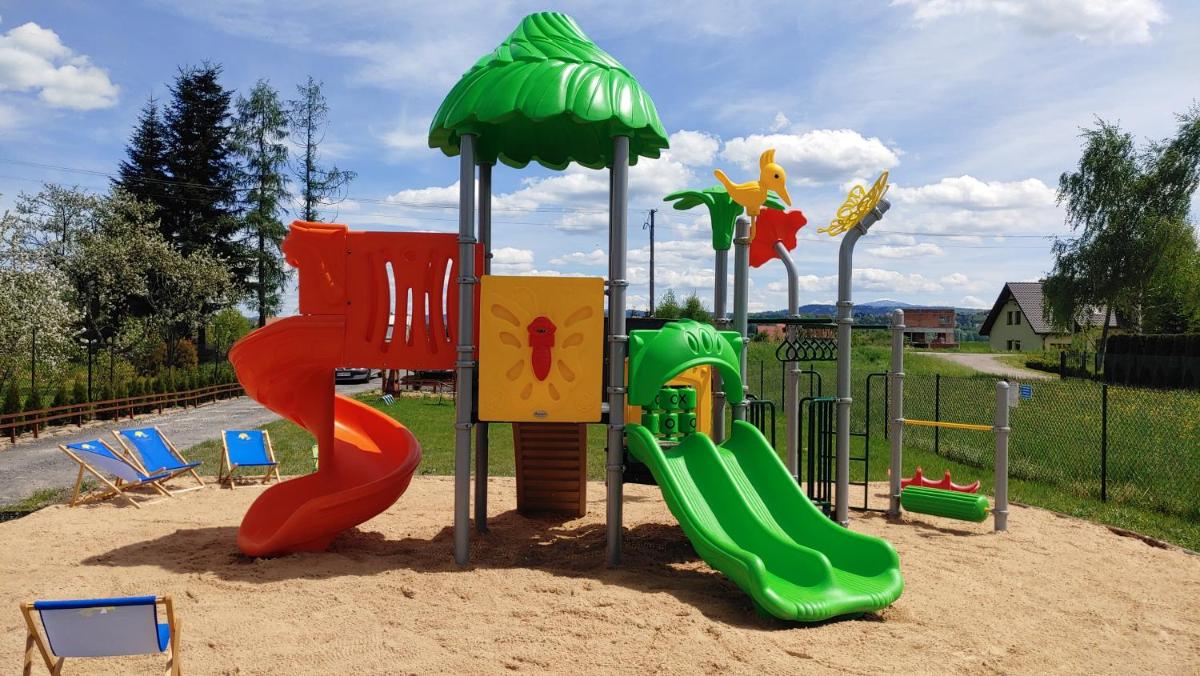 Domek "IGOR" nad Jeziorem Żywieckim w Zarzeczu - Housity