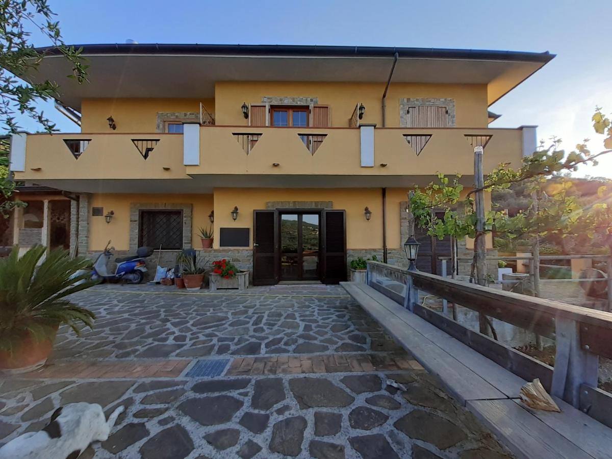 B & B Il Campanile - Housity