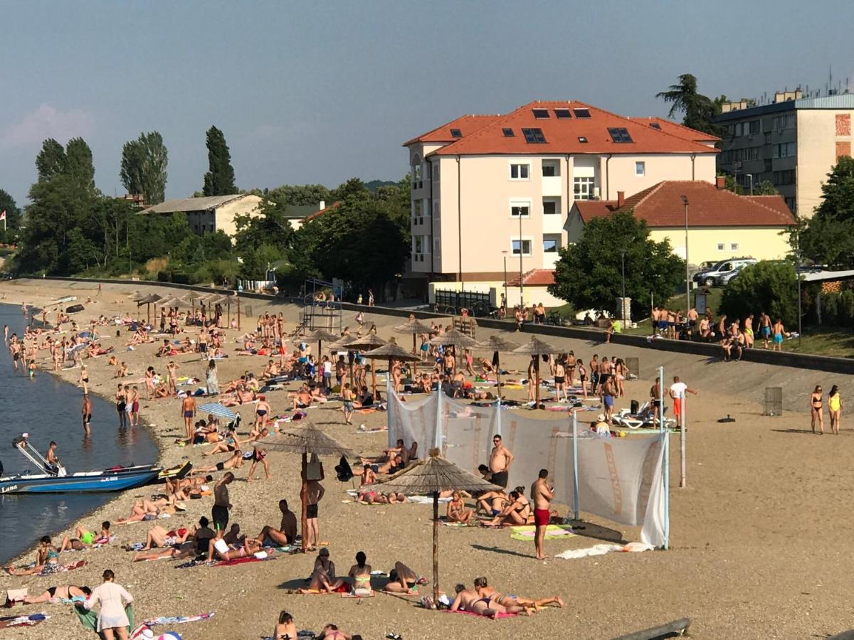 Danubiana Apartments - Housity