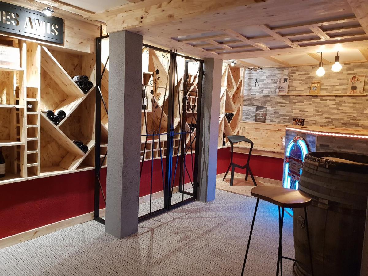 Suitetrails - Suite room jacuzzi sauna privatif illimité Clisson
