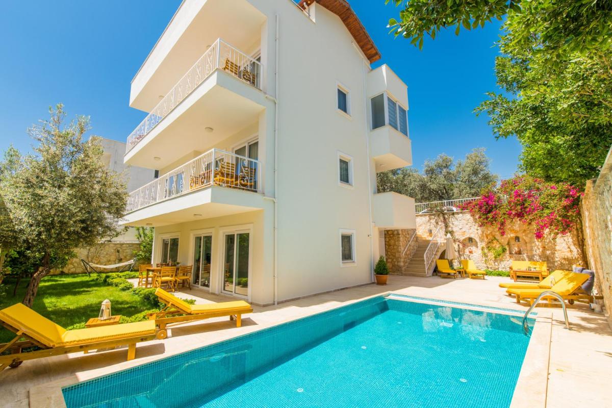 Garden Court Apartments - Hizvo