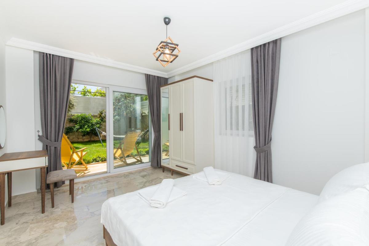Garden Court Apartments - Hizvo